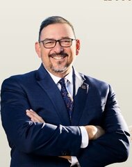 Adrian  Fontes
